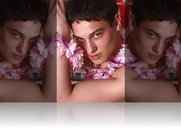Saturday, August 22nd, 2009: Kalvin. The boy-flower Saturday, August 22nd: Kalvin. The boy-flower