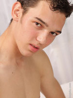 pic clip pubic hair posing exhibitionist urine swimmers