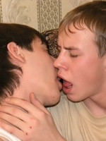 exhibit climax sucking posing watersports sperma clipz